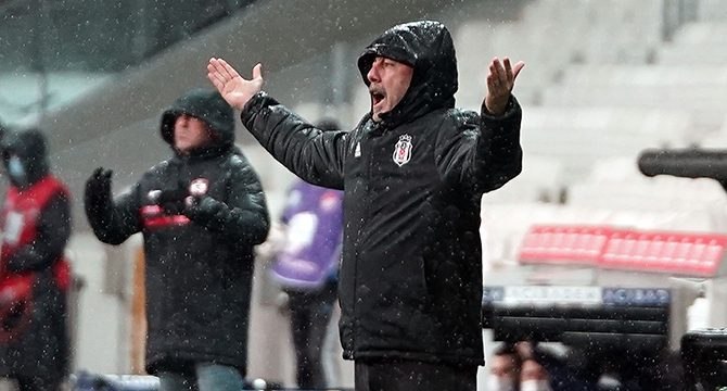 Sergen Yalçın’dan Halil Umut Meler’e sert sözler!