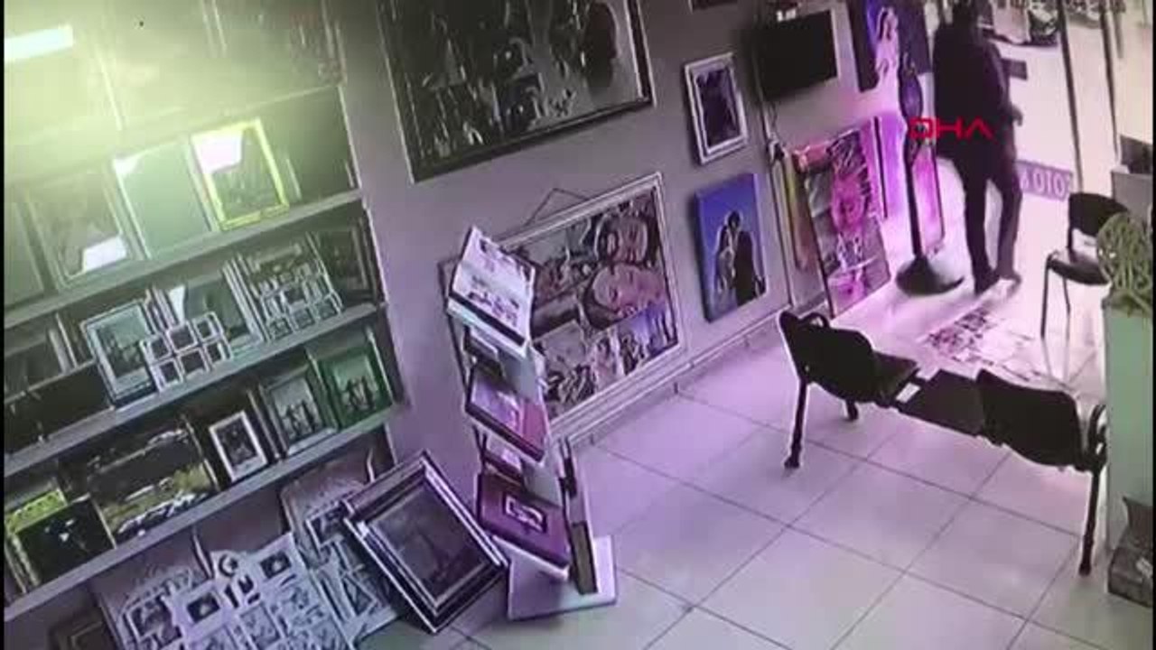 ESENYURT'TA POMPALI TÜFEK DEHŞETİ KENDİLERİNDEN KAÇAN ADAMI BÖYLE KOVALADILAR