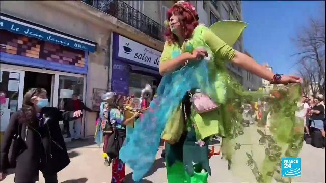 Outrage as thousands of revellers attend Marseille carnival, flouting restrictions