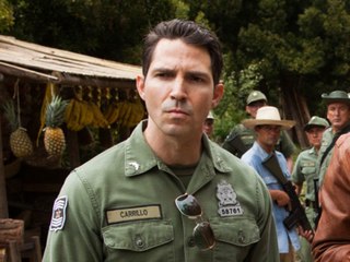 "Narcos" Star Maurice Compte on Filming in Colombia & the Last Show He Binge-Watched