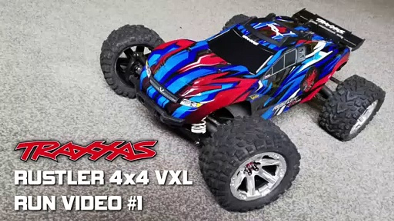 Traxxas Rustler 4x4 VXL - Run Video #1 - SNOW!