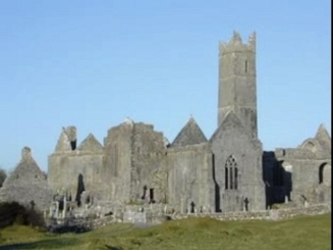 She moved through the fair