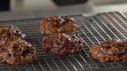 Fudgy Flourless Chocolate-Pecan Cookies