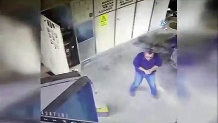 Elektrikçi ölmekten son anda böyle kurtuldu!