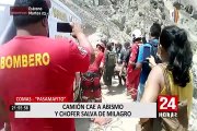 Comas: camión de carga cae a abismo en trocha “Pasamayito” y chofer salva de milagro