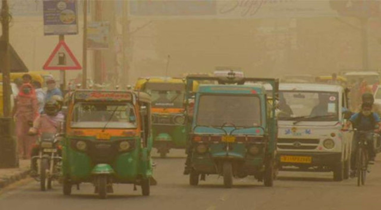 Rajasthan Weather : राजस्थान में धूलभरी आंधी, ओले व बारिश, झुंझुनूं में बिजली गिरने से युवक की मौत