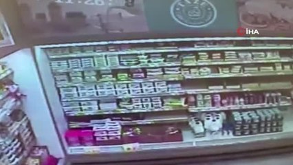Alışveriş yapıyor gibi hırsızlık yaptı, sepeti doldurup kaçtı