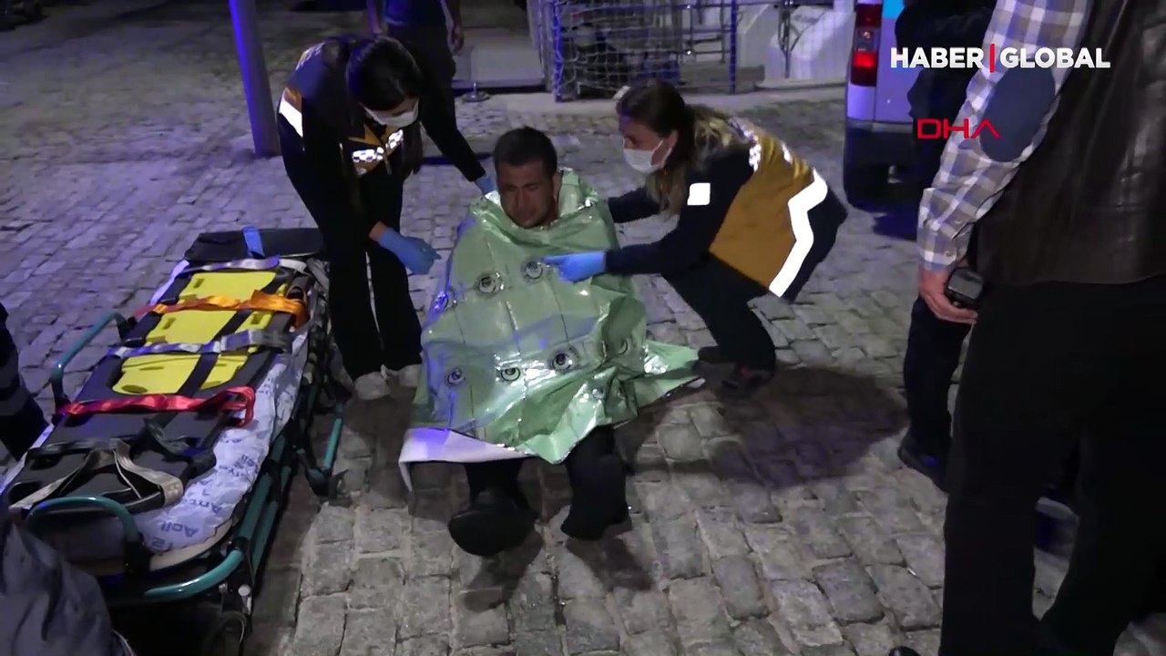 Denize düşen adamla sağlık görevlisi arasında ilginç diyalog: Dur abla boğacaksın