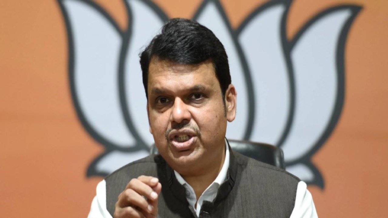 Deshmukh wasn't quarantined, says Fadnavis
