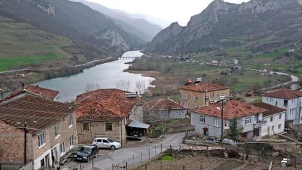 En ‘kırmızı’ ilin tek ‘mavi’ mahallesi