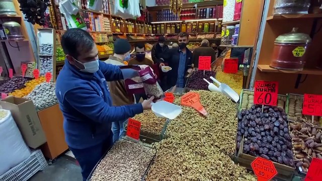 Merkez Bankası başkanının değişmesi ve Dolar'ın yükselmesini halk nasıl yorumluyor?