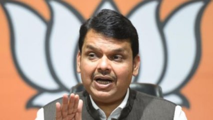 Video herunterladen: Fadnavis exposes Anil Deshmukh's lie, watch full PC