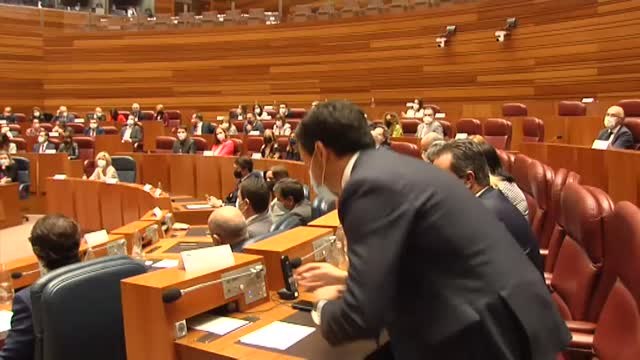 Fracasa la moción de censura del PSOE en Castilla y León