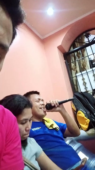 Tropa mong singer