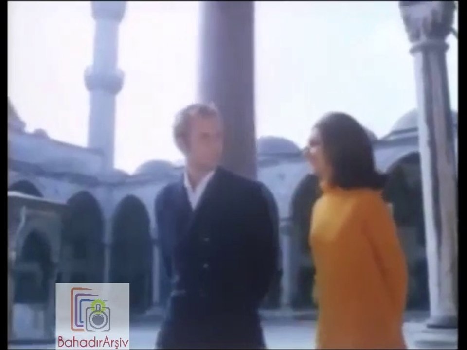 Old Istanbul clip from the movie "Target Harry" (1969) / "Target Harry" (1969) filminden eski İstanbul görüntüleri