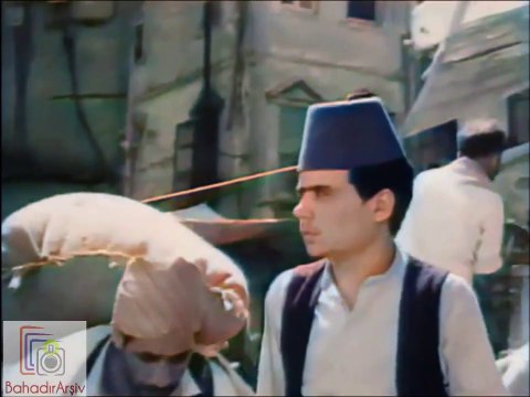 Old Istanbul cuts from the movie America America dated 1963 (Colorized) / America America (1963) filminden eski İstanbul görüntüleri (Renkli)