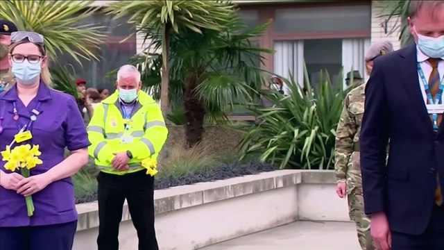 Minutes silence is held to commemorate victims of Covid-19 pandemic on first anniversary of lockdown