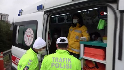 4 kişinin yaralandığı zincirleme trafik kazası TEM’i trafiğe kapattı