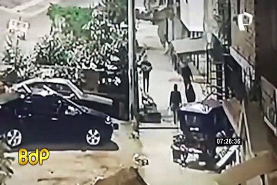 VES: mujeres son asaltadas a punta de pistola y a plena luz del día