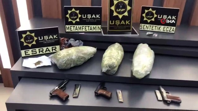 Kargoyla gönderilen patiklerin içerisinden uyuşturucu çıktı