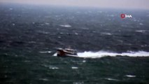 Gökçeada’da kalp krizi geçiren hasta Sahil Güvenlik botuyla anakaraya ulaştırıldı