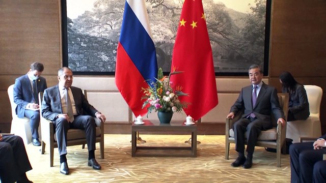 Russie et Chine : unies contre les sanctions européennes