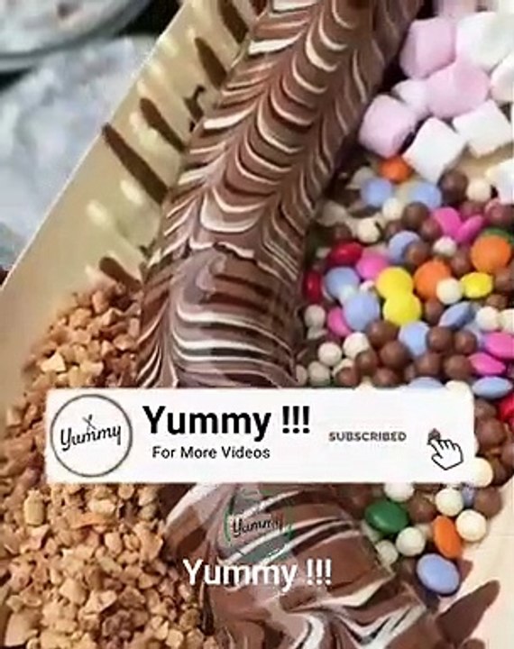 Yummy And Satisfying Dessert   Satisfying Chocolate Cake   So Yummy Desserts Chocolate Ice Cream