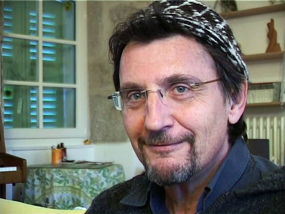 Cirque Plume : interview de Robert Miny - spectacle "L'harmonie est-elle municipale" (1996-1998)