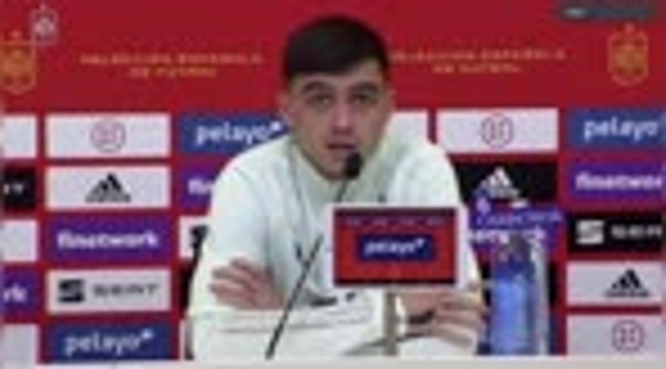 Espagne - Pedri parle de la comparaison avec Iniesta et de son entente avec Messi