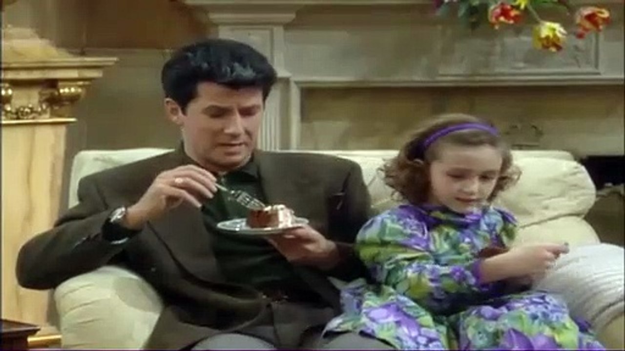 Die Nanny  staffel 1 folge 11 Ganze