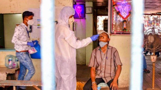 Maharashtra reports 28,699 corona cases in last 24 hrs