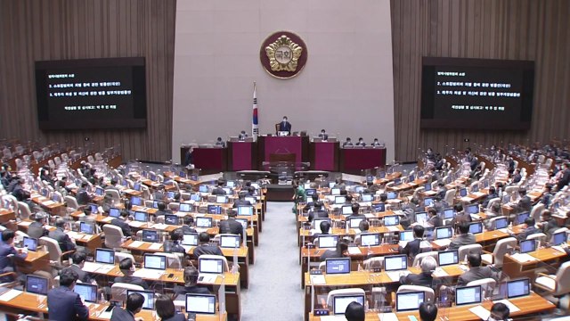 대결 구도 정해지니 선거전 격화... 이명박 시즌2 vs 문재인 아바타 / YTN
