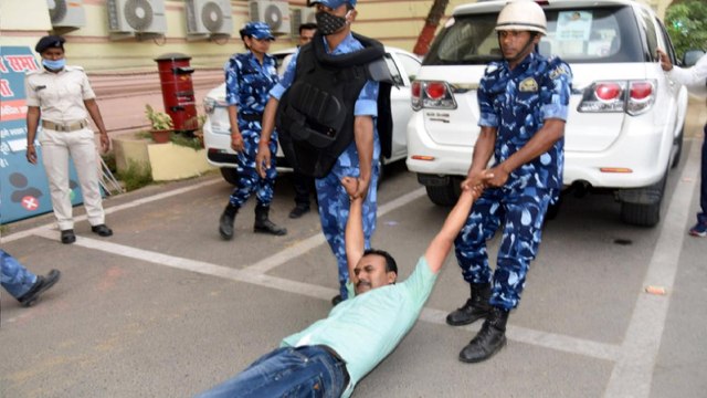 Opposition MLAs dragged out of Bihar Assembly, Know why