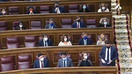 La insolente reacción de Sánchez ante el enorme repaso de Casado: "¿Se ha quedado usted a gusto?"