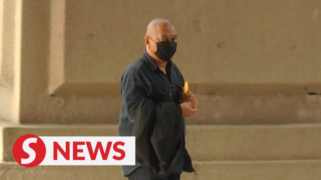 Photographer found guilty of insulting Hinduism