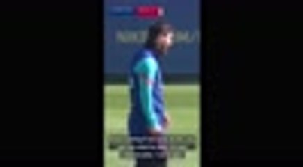 Dest taking pointers from 'unbelievable' Messi at Barca