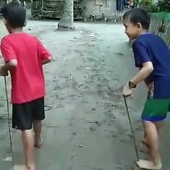 1980s Fun Game: Coconut Shell Relay 🥥