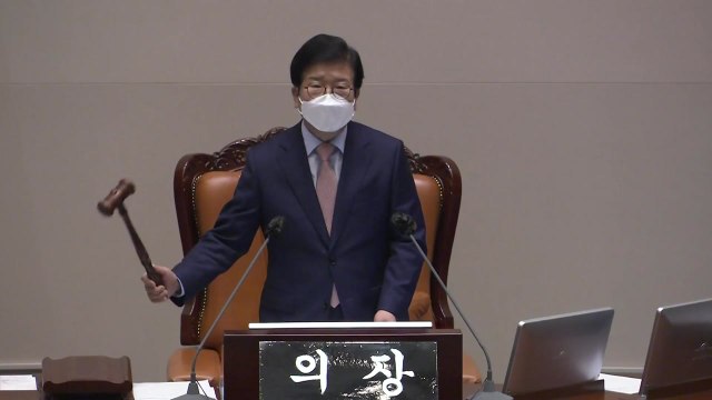 여야, '4차 지원금' 추경 합의...내일 아침 본회의서 처리 / YTN