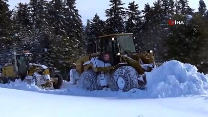Sinop’ta 28 köy yolu kar nedeniyle ulaşıma kapandı