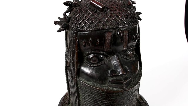 A Benin bronze sculpture looted by British soldiers and then bought by a Scots university is to return home