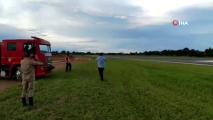 - Brezilya’da iniş takımı bozulan uçak gövdesinin üzerine indi