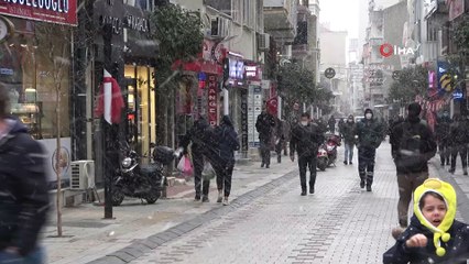 Kırklareli'nde lapa lapa kar yağışı