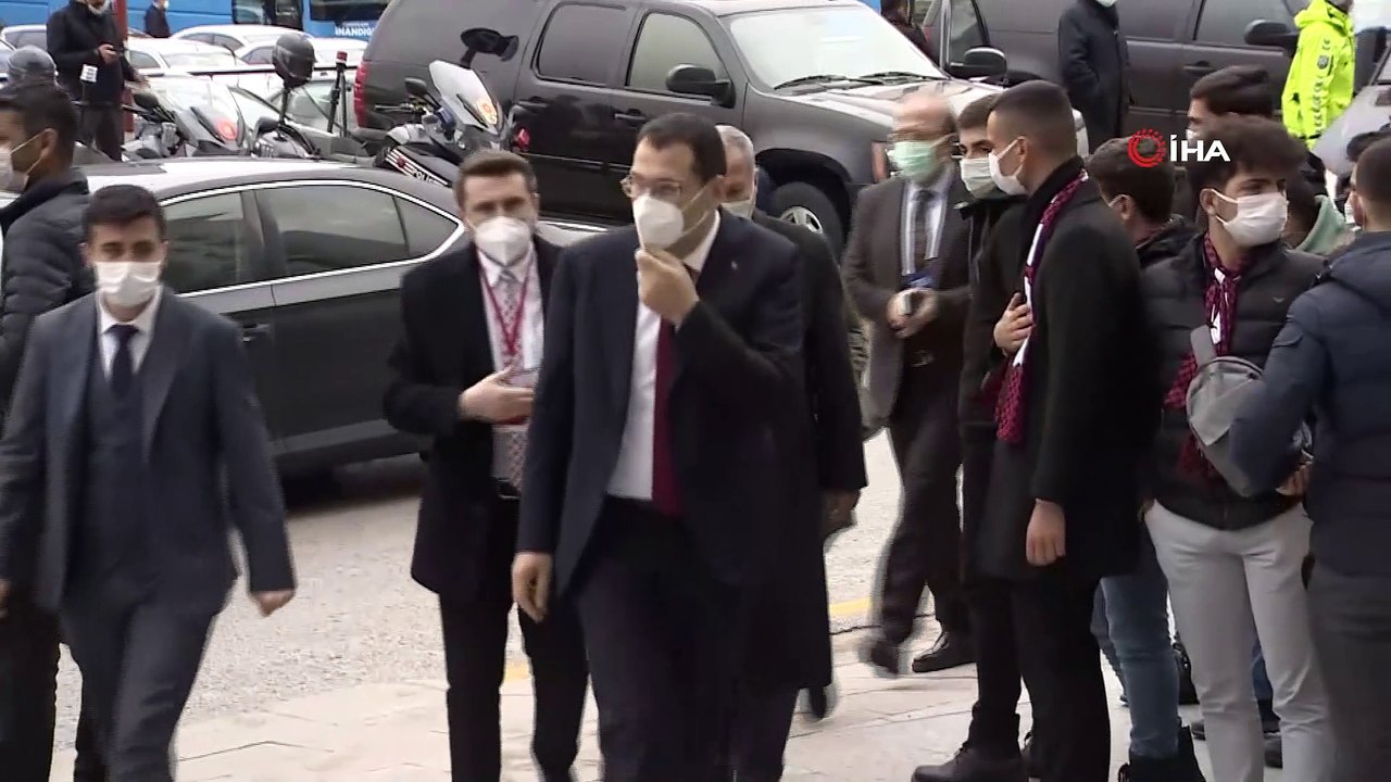 Cumhurbaşkanı ve AK Parti Genel Başkanı Recep Tayyip Erdoğan başkanlığında gerçekleştirilen AK Parti Merkez Karar ve Yönetim Kurulu  toplantısı başladı.