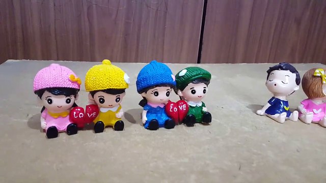Unboxing and Review of small Resin Lovers Couple 4pcs Figures for valentine gift
