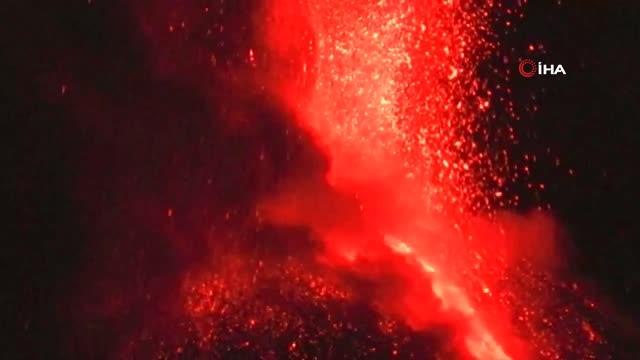 - Etna Yanardağı yeniden faaliyete geçti- Etna, Şubat'tan bu yana 16 kez lav püskürttü