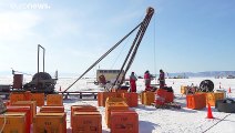 Sötét anyag nyomában: működik a neutrínó-teleszkóp a Bajkál-tó mélyén