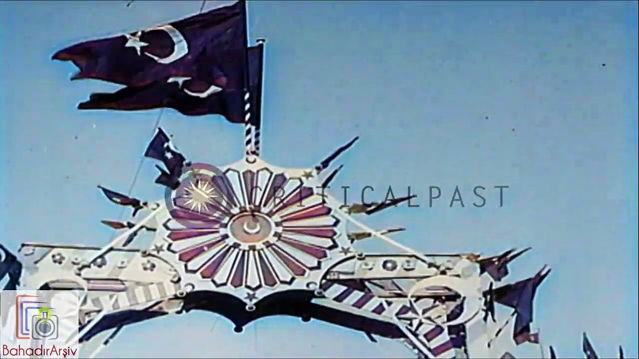 Mustafa Kemal Pascha (Ataturk) in İzmir 1923 (Colorized) / Mustafa Kemal Paşa İzmir'de 1923 (Renkli)