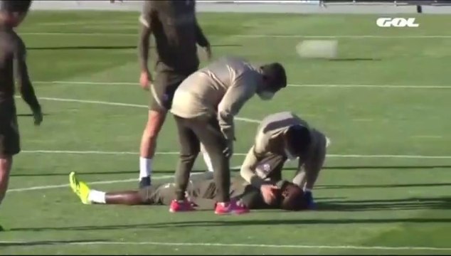 Moussa Dembélé s'écroule en plein entrainement