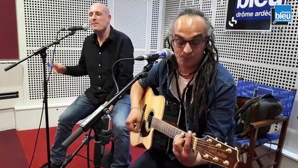Sinsémilia "Et si..." acoustique avec Mike et Riké