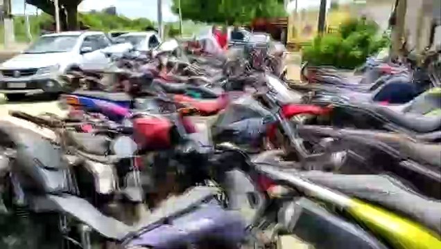 CENTENAS DE MOTOS ROUBADAS NA DELEGACIA DE ALHANDRA NA PARAÍBA